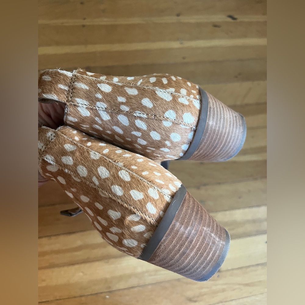 Vionic cow hair pony hair polka dot spotted booties short ankle boots 11 camel - Picture 5 of 7